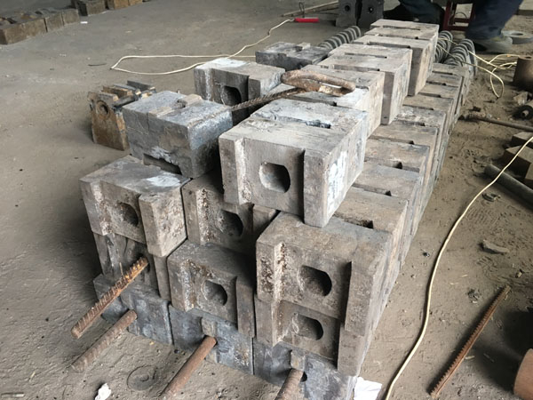 高釩制砂機(jī)錘頭